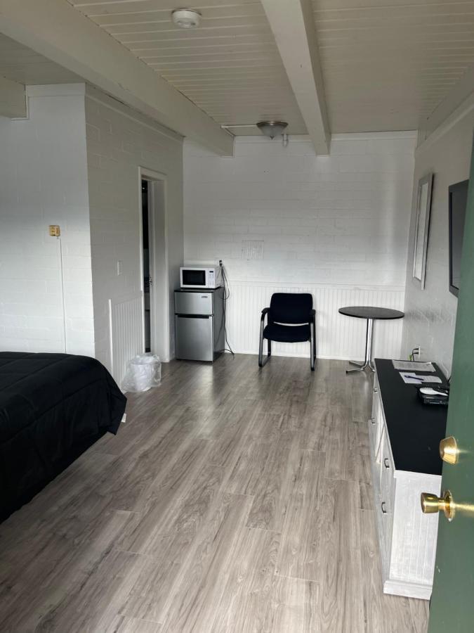 Thunderbird Motel Покателло Экстерьер фото
