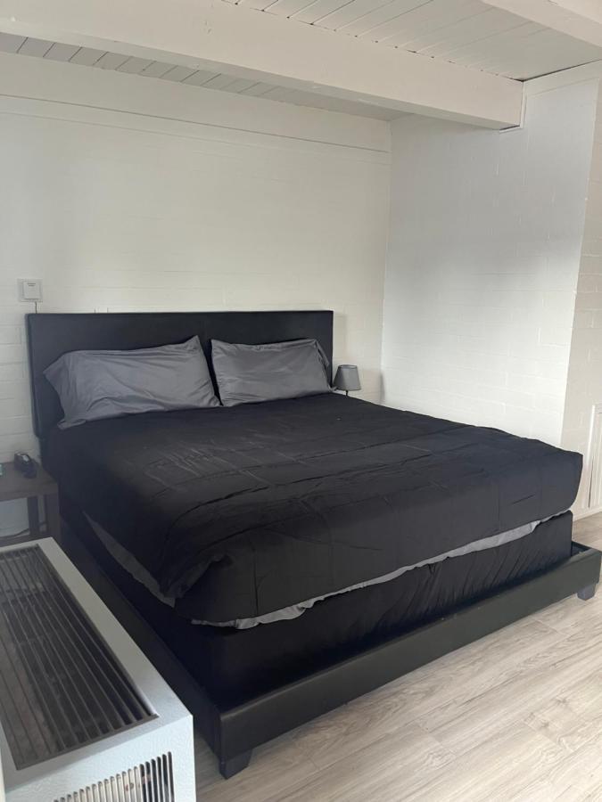Thunderbird Motel Покателло Экстерьер фото