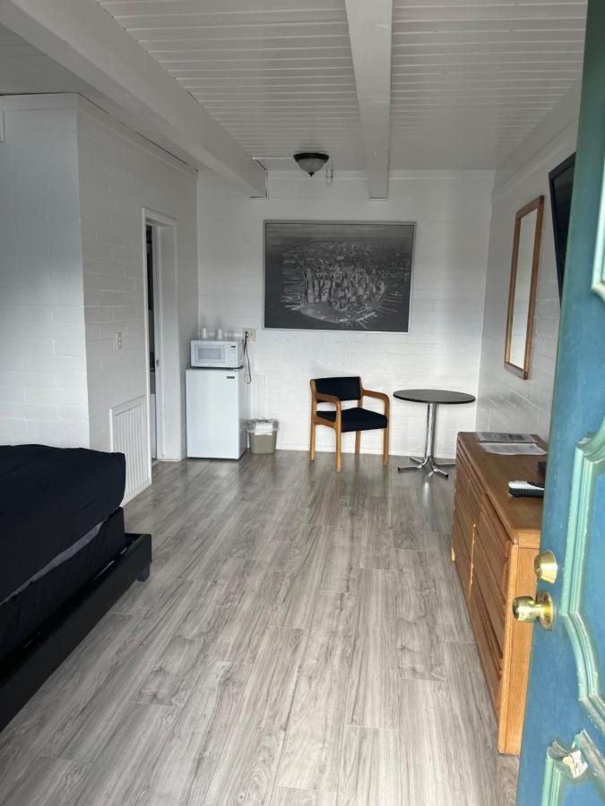 Thunderbird Motel Покателло Экстерьер фото